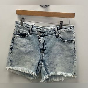 VERVET HOLLY CROSSOVER SHORT